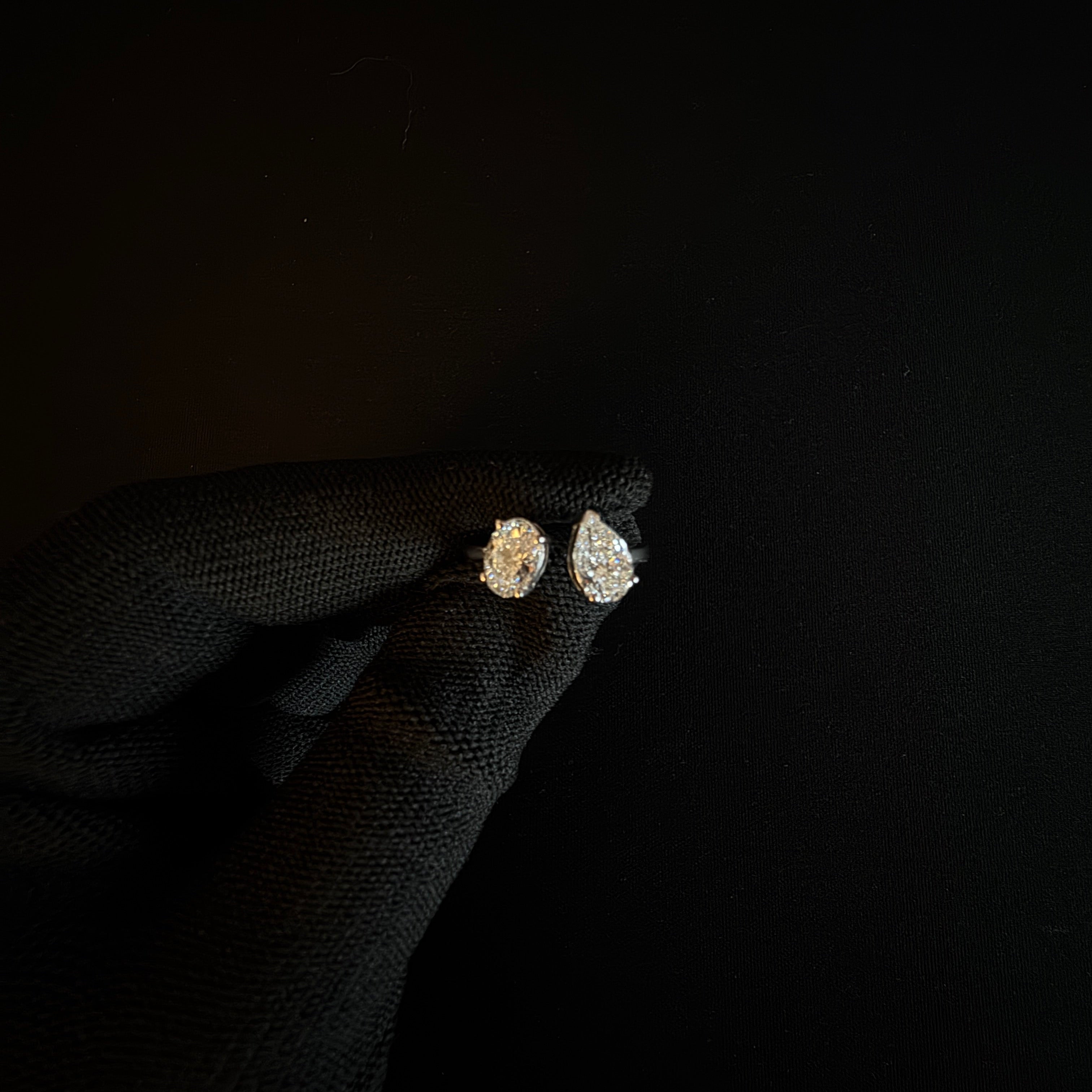 Lab-Grown Diamonds & Custom Engagement Rings at Vara