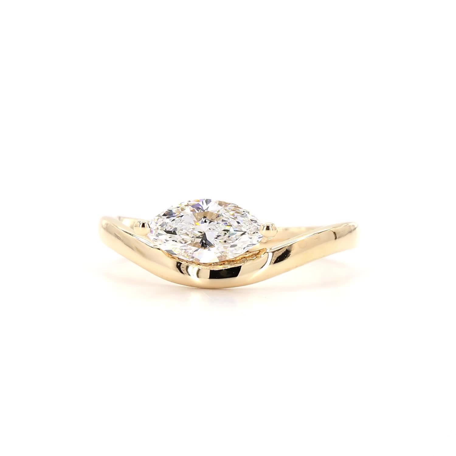 Marquise Curve Band